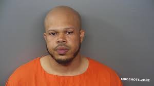 Juan Stubbs's Instagram, Twitter & Facebook