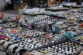 This type of market is often seasonal. Top 10 Booming Small Business Ideas For Flea Markets Joshconsults