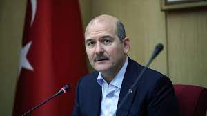 Vatandaşlar büyük bir merakla bakanların kim olacağını araştırıyor. Icisleri Bakani Soylu Istifa Etti