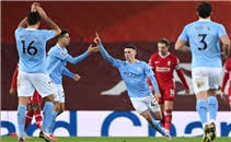 نورويتش سيتي واصطدام عنيف بالطامح سوانزي سيتي بالتشامبيون شيب. 1ff4ryl0vbmz8m