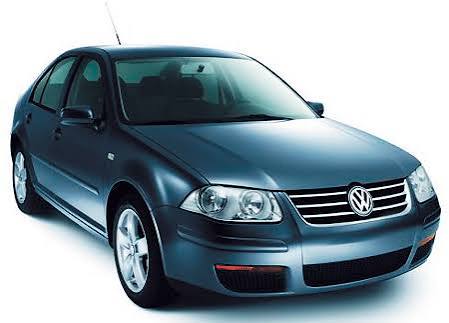 VOLKSWAGEN BORA