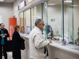 El senador francisco chahuán y sebastián sichel se reunieron en diciembre de 2020 para buscar acercamientos. La Historia Del Humilde Ministro Que En Crisis Subio Bonos