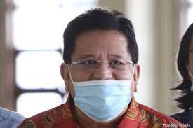 Perbicaraan kes bekas menteri wilayah persekutuan, datuk seri tengku adnan tengku mansor yang didakwa menerima rasuah. Ku Nan Who Turns 70 Today To Know Graft Charge Verdict Tomorrow The Edge Markets