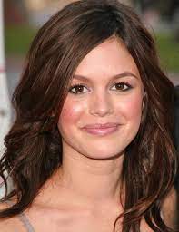 How To Go Chocolate Brown Brown Hair Pale Skin Pale Skin Hair Color Brown Hair Dye
