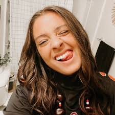 rachel kirk (@rachh_kirk)