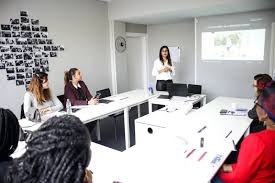 Études / formation pour devenir architecte d'intérieur. Comprendre Les Metiers De La Formation Dans Le Secteur Du Mariage