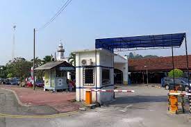 Its electric trains run between batu caves and pulau sebang/tampin. Seremban Ktm Station Klia2 Info