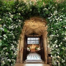 Deliver smiles to your friends and families by sending st louis flowers! A First Look At Prince Harry And Meghan Markle S Fairy Tale Wedding Flowers Inside St George S Chapel Vogue