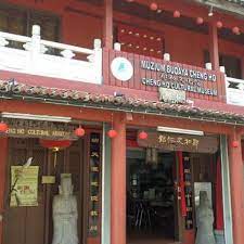 Sok hasonló jelenet közül választhat. Smart Travel Travel Guide Application