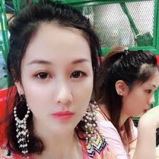 Jul 25, 2019 · 七个小矮人原是帅气多金又有名的七勇士，被施了咒语后只要有人看就会变成又丑又绿的小矮人，而本应该倾国倾城的白雪公主却是个圆滚滚的小胖子，意外得到了红鞋子成为了世界最美的女人。 ä¸ƒå…¬ä¸» Egqqm71fqearre8 Twitter