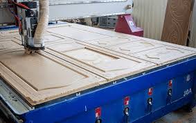 شركة تصنيع ابواب خشب بالرياض للايجار فنيين تصنيع وتركيب وصيانة الابواب الخشب