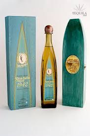 Este tequila de producción limitada se aprecia mejor cuando se sirve . 31 T G I F Ideas In 2021 Tequila Bottles Tequila Mezcal