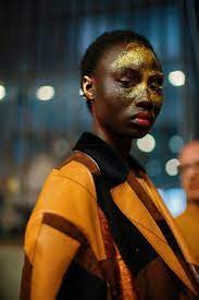 The 8 Top Beauty Trends Spotted At Fashion Week Fall Winter 2020 2021 Top Beauty Products Fashion Week Beauty Trends