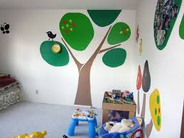Dieses niedliche wandtattoo fürs #babyzimmer verschönert die wand auf einfache art und weise und ist eine tolle idee für babys. Kinderzimmer Gestalten Erschwingliche Kinderzimmer Deko Ideen