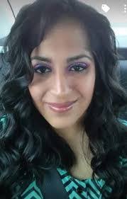 Bee Mejia's Instagram, Twitter & Facebook