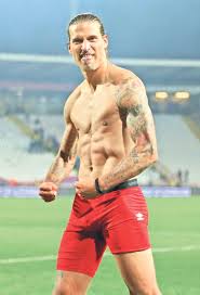 Trotzdem steht dynamo nur auf platz 5. Tattoo Orlovi Srbi Isarani Po Celom Telu