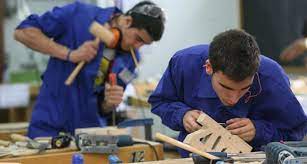 Este recibirá un tercio del monto total recibido por el empleado. Subsidio Empleo Joven 2021 Como Saber Si Soy Beneficiario Bonos Del Gobierno De Chile