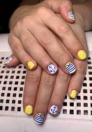 En los meses de calor el tema marinero o náutico es uno de los más populares en diseños para uñas. Unas Marineras Salon De Manicura Y Estetica Ama T Facebook
