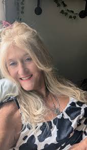 THEY'RE NoT REAL. I SAW HER AT Toys Я Я US BUYING HE ATTACHMENT. 흥 تر_ال  成道生温堂 Scott ©2013 4/15 Feasn