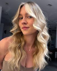 GEMIMA HAY // SENIOR STYLIST