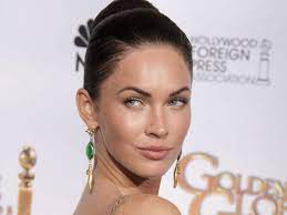 Megan denise fox is an american actress and model. Megan Fox Says She Stopped Drinking After 2009 Golden Globes Comments
