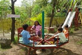 Dengan suasana hijau ini dapat menambah dampat positif dan menumbuhkan banyak ide serta suasana segar sepanjang hari. Pakar Taman Bermain Seharusnya Jadi Sarana Belajar Republika Online