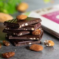 Un Gouter Sain Et Gourmand C Est Important Surtout En Cette Periode De Confinement Chez Kaoka On Craque Pour Du Chocolat Evi Gouter Sain Gouter Chocolat