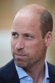 Príncipe William visita a galeria Saatchi : r/RoyalsGossip