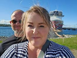 Hello! I'm moving to Brussels soon with my dog. We do agility and would  like to continue to train and go to competitions. Does anyone here have  recommendations