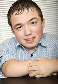 3ft 7in panto star James Lusted is elected in Wales as Britain's first  dwarf councillor