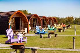 This unique site overlooked by the stunning hajjar mountains is set on 10 enclosed acres of. Glamping Near London Top Rated Glampsites Near London Cool Camping