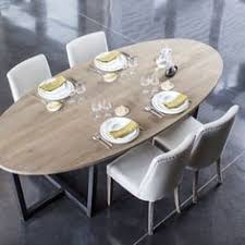 Table A Manger Ovale En Chene Et Pied Metal Dilla Zenna Table Salle A Manger Table A Manger Ovale Table A Manger Ovale Extensible