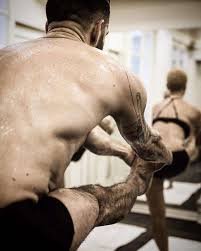 Le deuxième centre dans le marais , juste derrière beaubourg a ouvert ses portes en. Yoga Bikram Paris Yoga Paris 9eme 75009 Adresse Horaire Et Avis