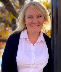 Lavern Yoder's Instagram, Twitter & Facebook