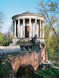 Folly - Wikipedia