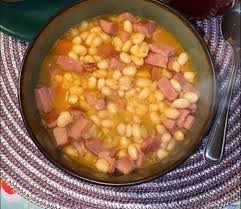These beans taste more flavorful and. Crock Pot Navy Bean And Ham Soup
