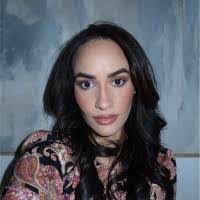 Karla Dickey's Instagram, Twitter & Facebook