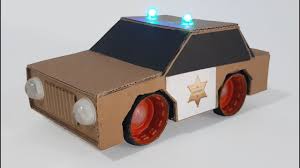 Tengo 4 motores de juguetes que me traje mi hermano de su hijo que rompio, bueno la cosa esque no veo por ningun lado alguna informacion tecnica. Como Hacer Un Coche De Carton De Policia Con Luces Youtube