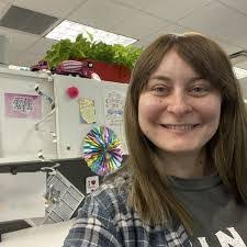 Barbara Bedwell's Instagram, Twitter & Facebook