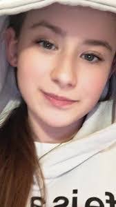 Laura Krawczyk's Instagram, Twitter & Facebook