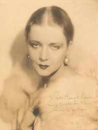 Vilma Bánky gives thanks to Ruth Harriet Louise, 1929