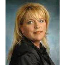 Brenda Holmes's Instagram, Twitter & Facebook