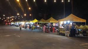 Some flea markets specialize in antiques. Cucutokayah On Twitter Setelah Sekian Lama Bercuti Pkp Kini Flea Market Seksyen 15 Bandar Baru Bangi Beroperasi Semula Dgn Pematuhan Sop Yang Ditetapkan Banyak Makanan Menarik Di Jual Di Sini Jalancarimakan Bandarbarubangi