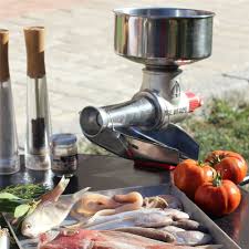 Utiliser L Epepineuse L Epepineuse Ou Presse Tomates Est Un Outil Qui Permet De Separer La Pulpe Et Le Jus Des Pepins Et Pe Meyve Uzum Makine Muhendisligi