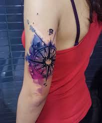 100 Awesome Compass Tattoo Designs Cuded Compass Tattoo Erkek Dovmeleri Dovme
