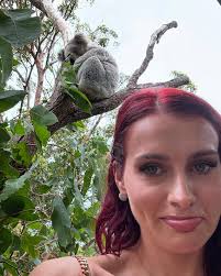 Abigail Ross Barlow (@abigailbarloww) • Instagram photos and videos