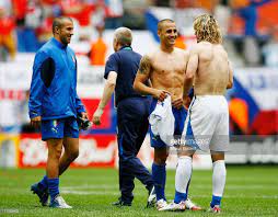 Eventual champions italy won the group, and advanced to the second round, along with ghana.the czech republic and the united states failed to advance. Group E Czech Republic V Italy World Cup 2006 Pictures Getty Images Italy World Cup 2006 World Cup Legends Football