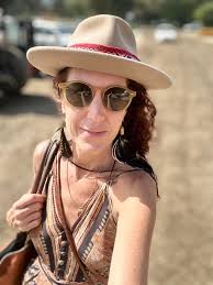 In case anyone is looking for some live music this weekend: