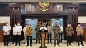 Pusat (pp) muhammadiyah haedar nashir menyerahkan pada negara wacana pembubaran ormas front pembela islam (fpi). 8xtfjki1lvbikm