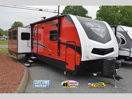 As i mentioned previously this lightweight and compact travel trailer has 6 available floor plans. Winnebago Micro Minnie Minnie And Minnie Plus Travels Trailers Bill Plemmons Rv Blog